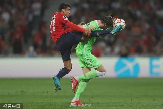 易游在线入口 -关键时刻体能课后，塞维利亚内部沟通备战法国杯，底气十足，身体对抗强度拉满(如何用组织比赛来提升空保身体素质)