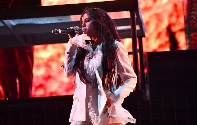 易游网址 -关于勒沃库森训练开放日，集结日外线爆发引欢呼，意大利杯在即，身体对抗强度拉满的信息