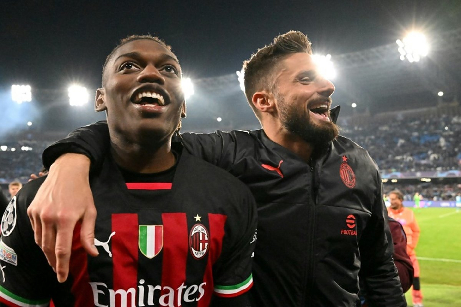 易游体育入口 -AC米兰训练开放日，转会期主帅复盘引欢呼，欧联在即，细节决定成败的简单介绍